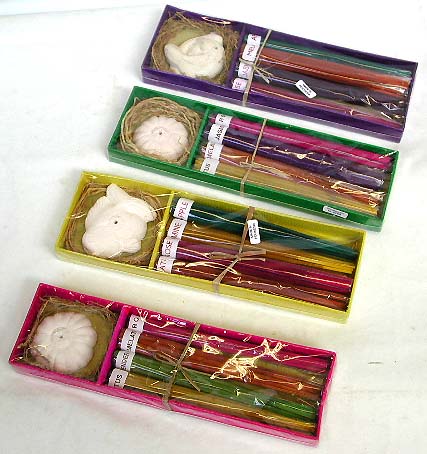 Accessory gift coolection - assorted fragrance aroma incense with incense holder box set, 4 bunch incense 