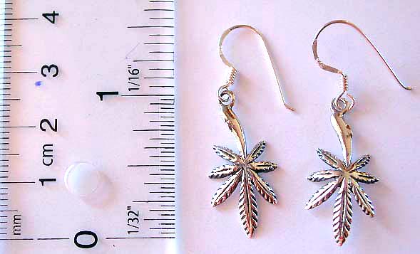 Hawaii tree pattern design sterling silver earring with fish hook to fit