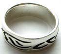 925. sterling silver ring with carved black pattern design
