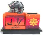 Assorted color cat wooden calender with pencil holder, randomly pick