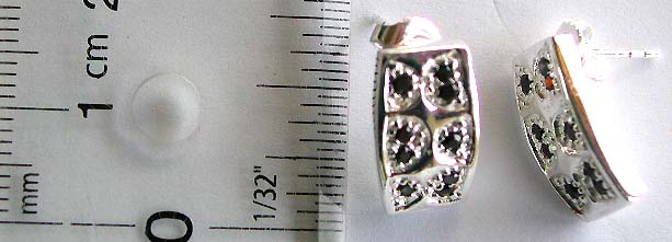 Mini black cz stone embedded rectangular sterling silver earring