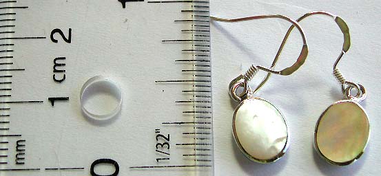 Costume jewelry earring with mother of pearl nacre shell    
