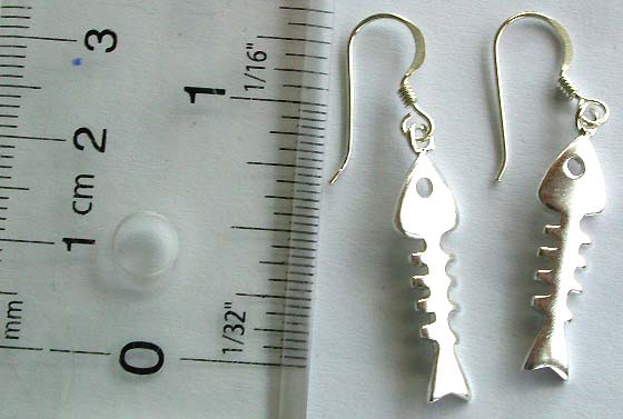 Carved-out fish bone pattern design fish hook sterling silver earring            
