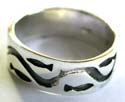 925. sterling silver ring carved-in black fish in ocean pattern decor