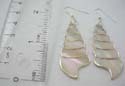 Fashion earring with fish hook in genuine seashell with silver edge design 
