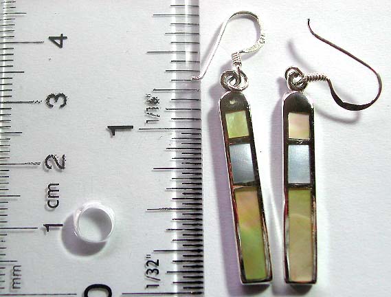 925. sterling silver earring in long rectangle pattern design with 2 yellow and 1 blue seashell