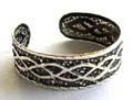 Sterling silver toe ring with black dotted twisted rope pattern design 