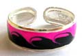 Stamped 925. sterling silver toe ring in enamel pinkish color with black wave pattern decor 