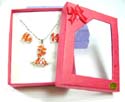 Fashion jewelry set matched with ring, embedded 5 leaf shape cz forming in a pattern and assorted color design with jewelry box included