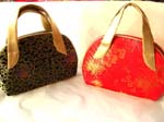 Red and Back color embroidery handle handbag with golden flower and Chinese 