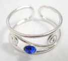 Handcrafted double band toe ring from 925 sterling silver with blue rhinestone