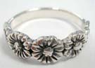 Daisy patterned trendy ring from 925. sterling silver ring 
