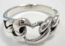 Lovers heart held by links on beautiful 925. sterling silver ring